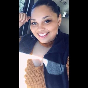 Meet your Posher, Brianna